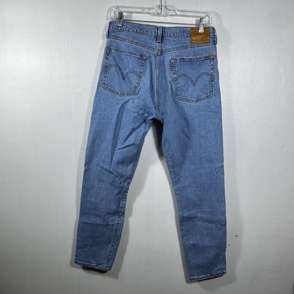 Levi's Womens Wedgie Jeans Tapered Leg Size 29/8 Medium Wash Classic High Rise - Picture 5 of 16